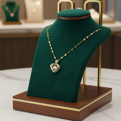 Dans Eden Kalp Kolye