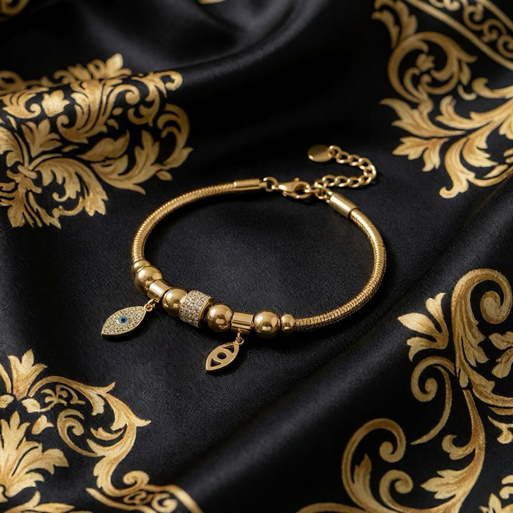 Göz Kamaştıran Uğur Bileklik