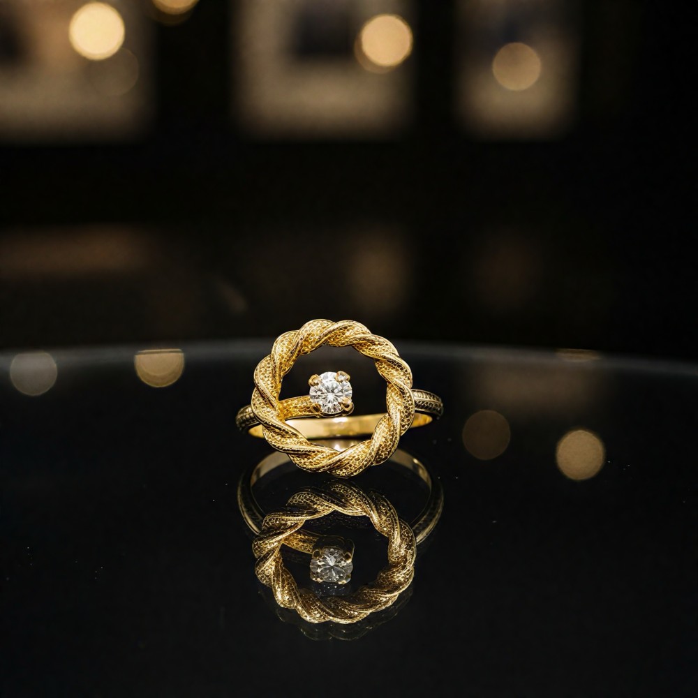 Burgu Işıltısı Yüzük