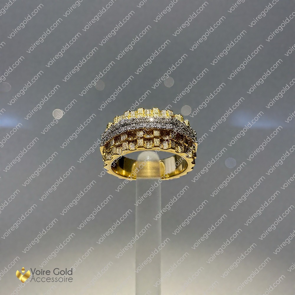 Pave Zirvesi Yüzük