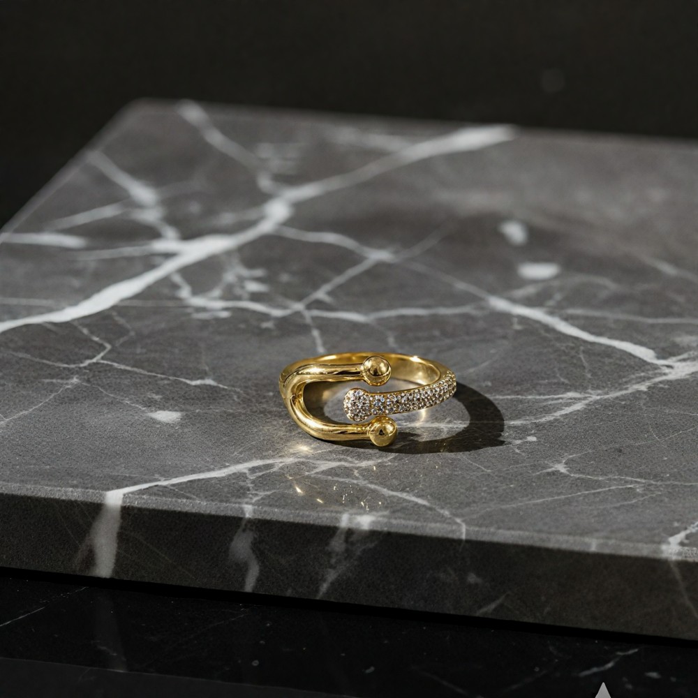 Toka Detaylı Pave Yüzük