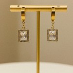 Pırlanta Işıltısı Küpe